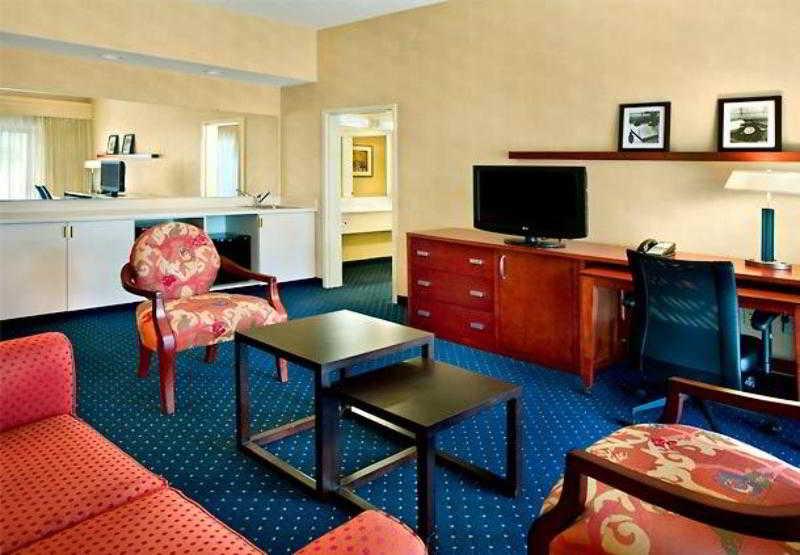 Hotel Courtyard Philadelphia Plymouth Meeting Habitación foto